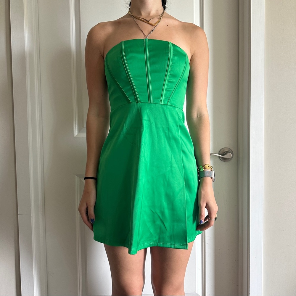 Forever 21 Green Strapless Sheath Dress